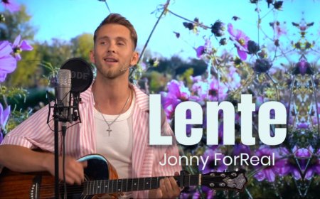 21e AZK: ♫ Lente ♫ door Jonny ForReal