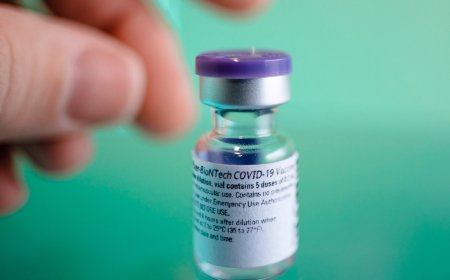 Pfizer-insider schat aantal sterfgevallen door COVID-19-vaccinaties in Duitsland op tienduizenden